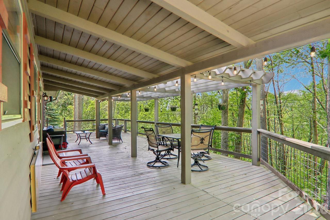 79 Chipmunk Ln., Maggie Valley, NC 28751