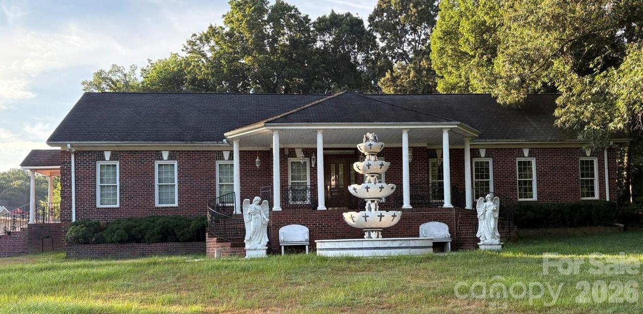 4900 Rocky River Rd., Charlotte, NC 28215