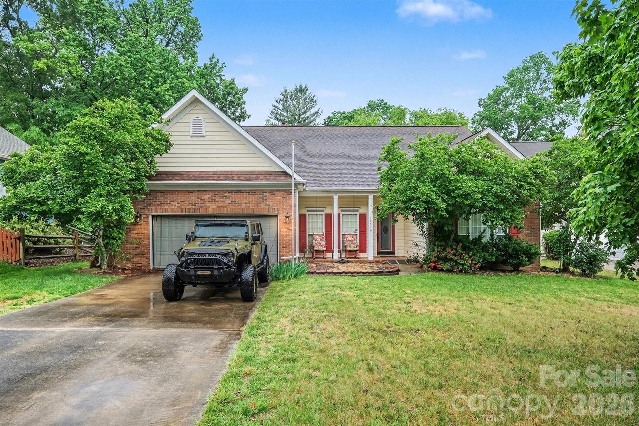 12310 Panthersville Dr., Charlotte, NC 28269