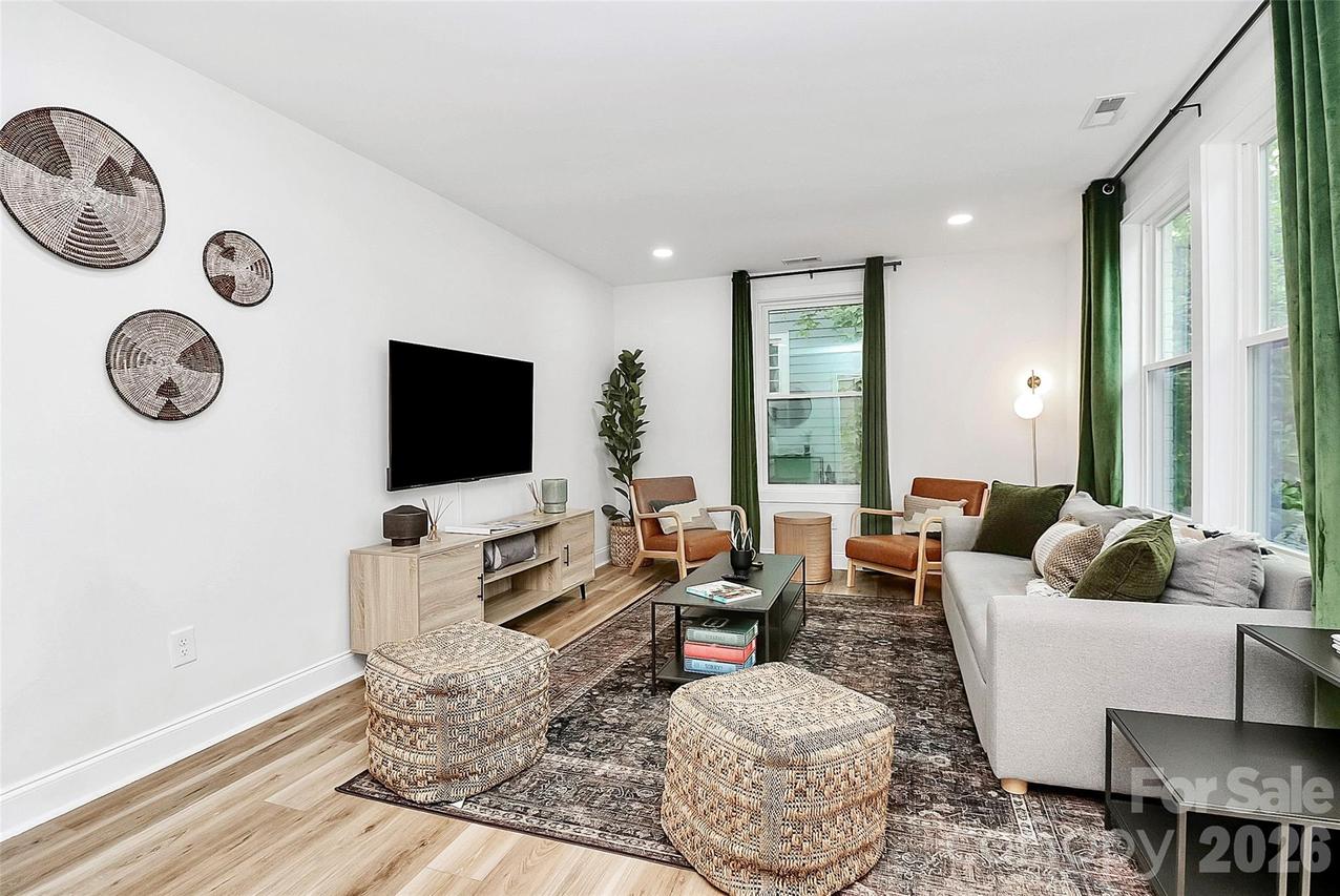 3021 Dogwood Ave., Charlotte, NC 28206