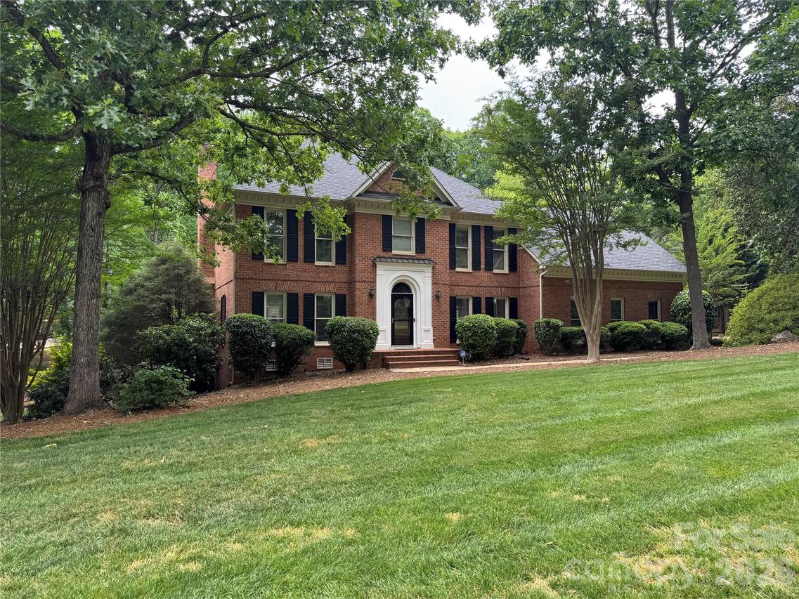 5325 Chiltern Hills Tr., Charlotte, NC 28215
