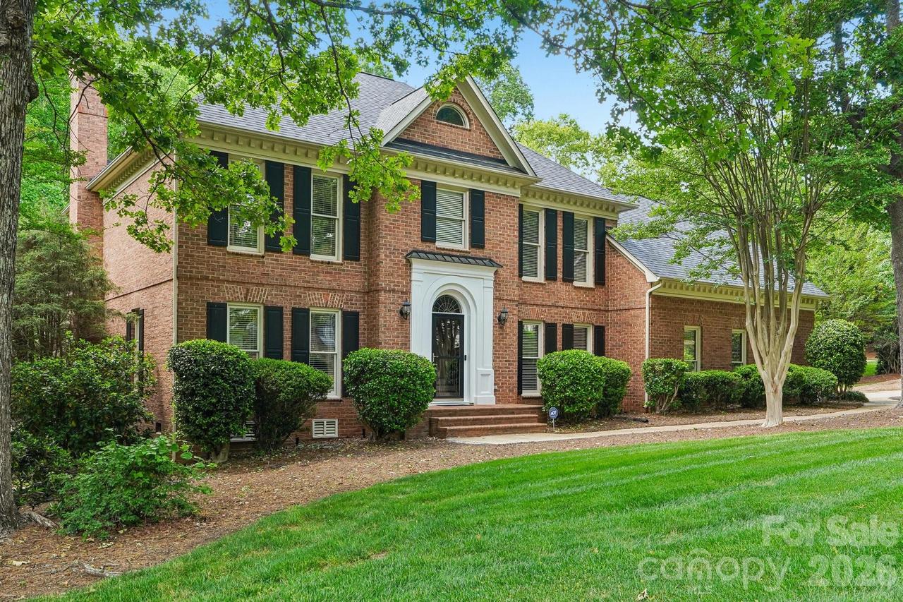 5325 Chiltern Hills Tr., Charlotte, NC 28215