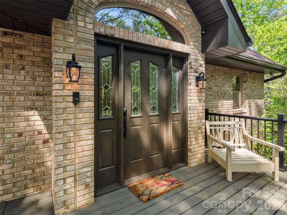 152 Eastmoor Dr., Asheville, NC 28805