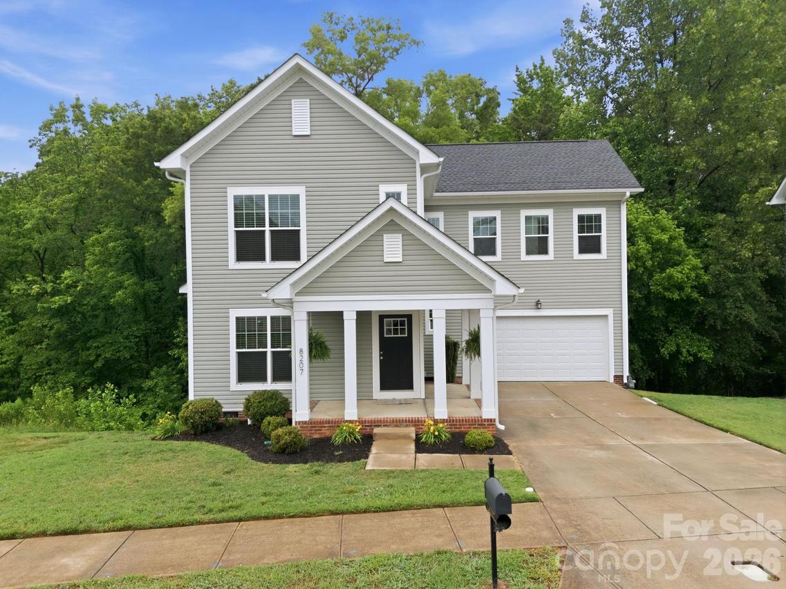 8207 Dumphries Dr., Huntersville, NC 28078