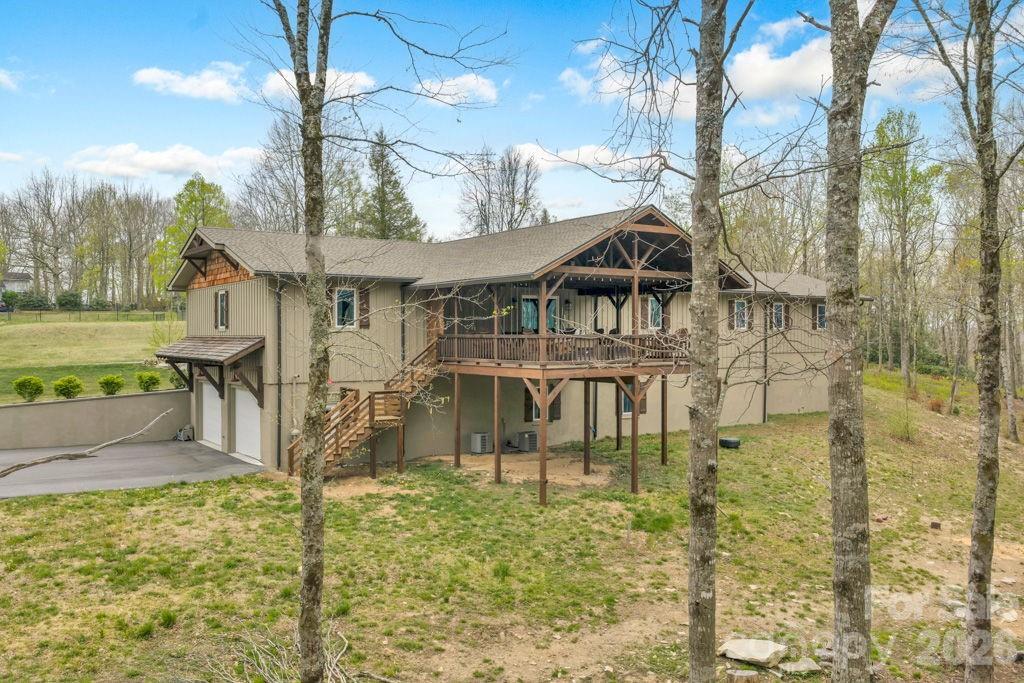 811 Linhigh Dr., Newland, NC 28657