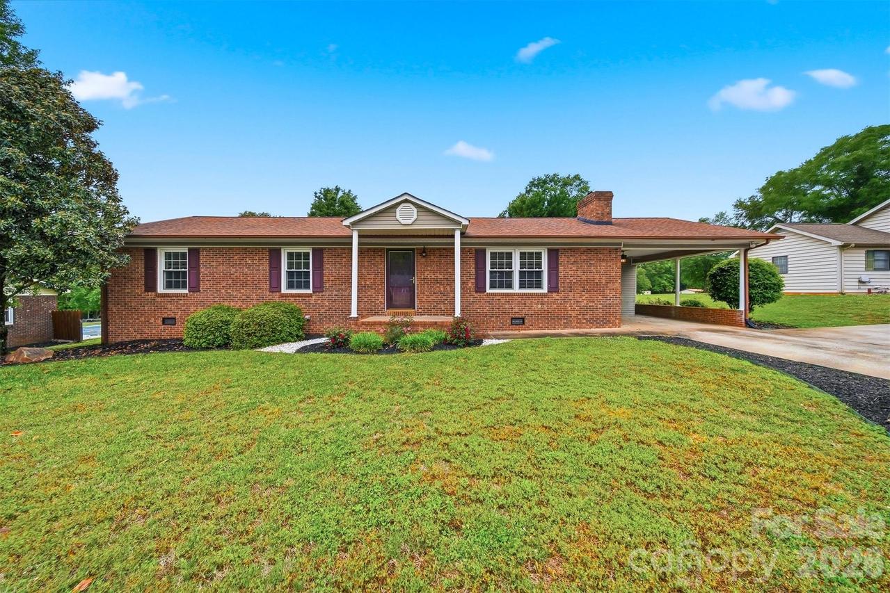 190 Dixie Trail Dr., Forest City, NC 28043