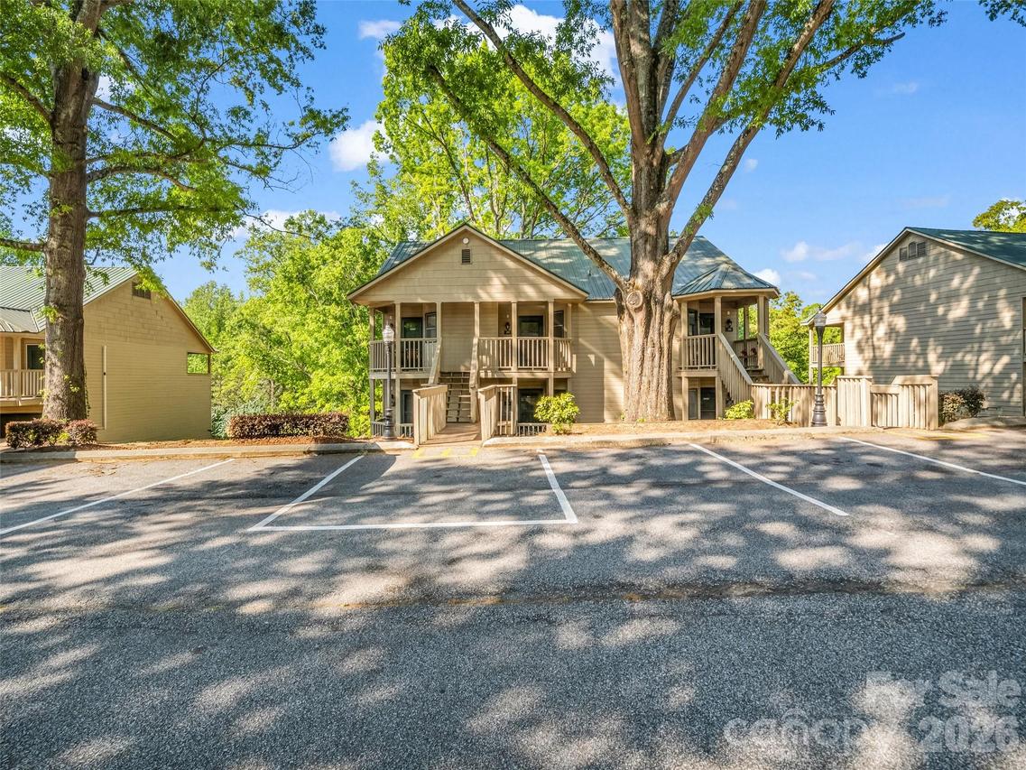 160 Whitney Blvd. #25, Lake Lure, NC 28746