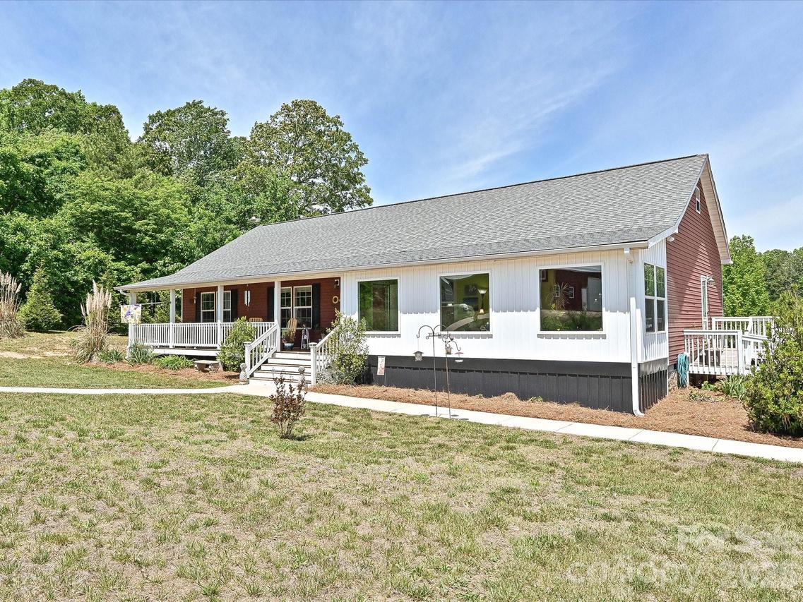 3556 Walling Dr. #2, Newton, NC 28658