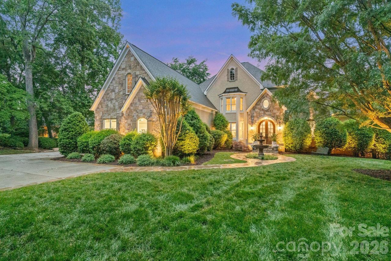 106 Hadley Harbor Ct., Mooresville, NC 28117