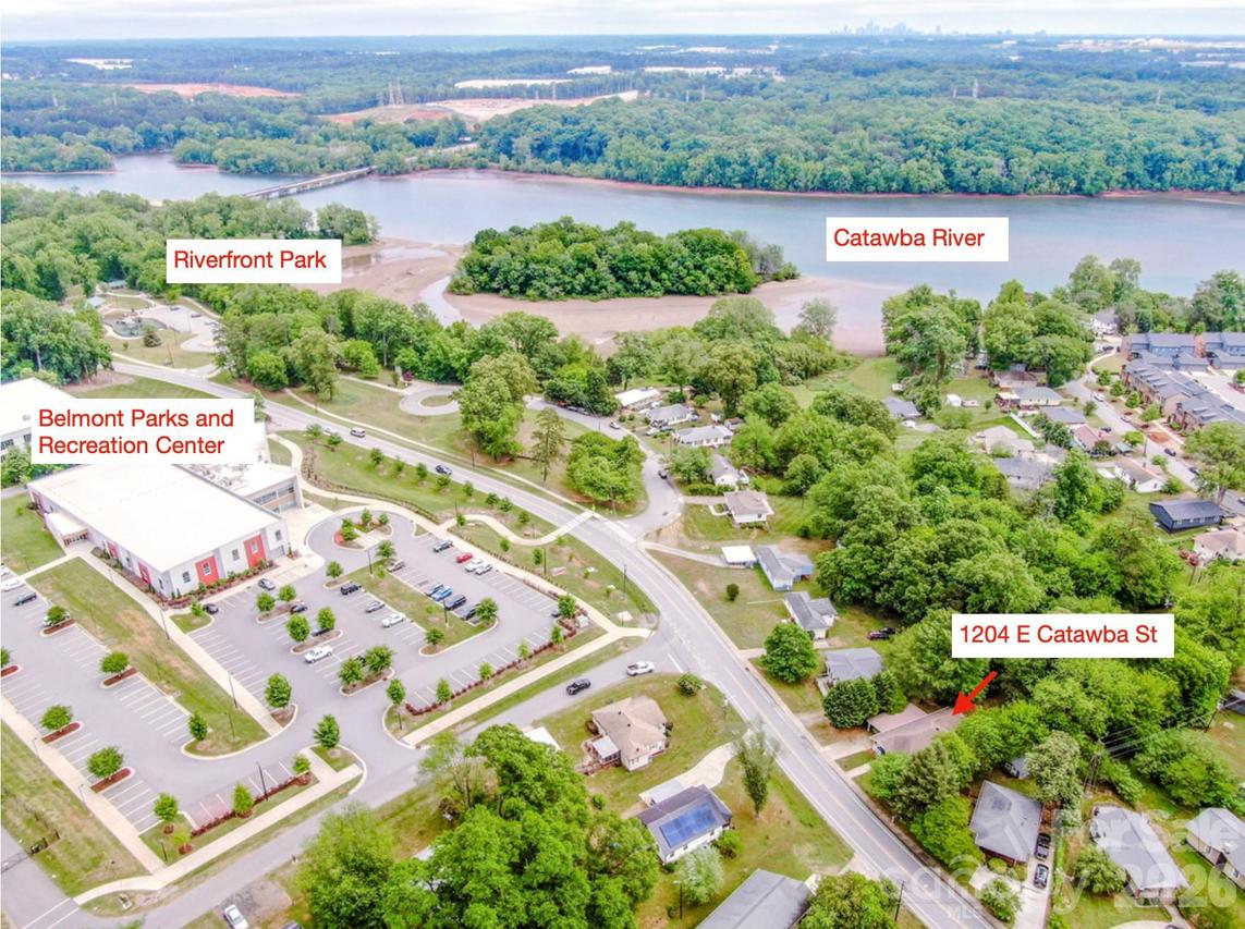 1204 E Catawba St., Belmont, NC 28012