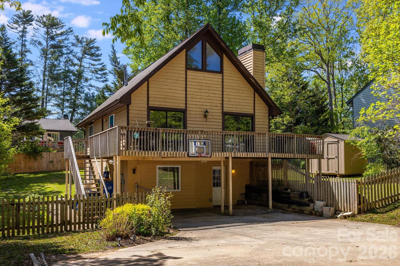 823 Fanning Bridge Rd., Fletcher, NC 28732