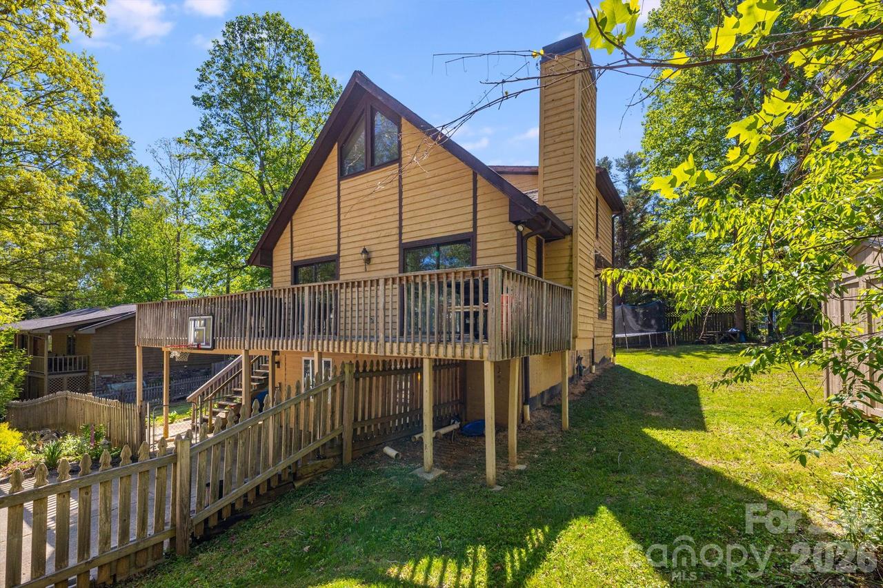 823 Fanning Bridge Rd., Fletcher, NC 28732