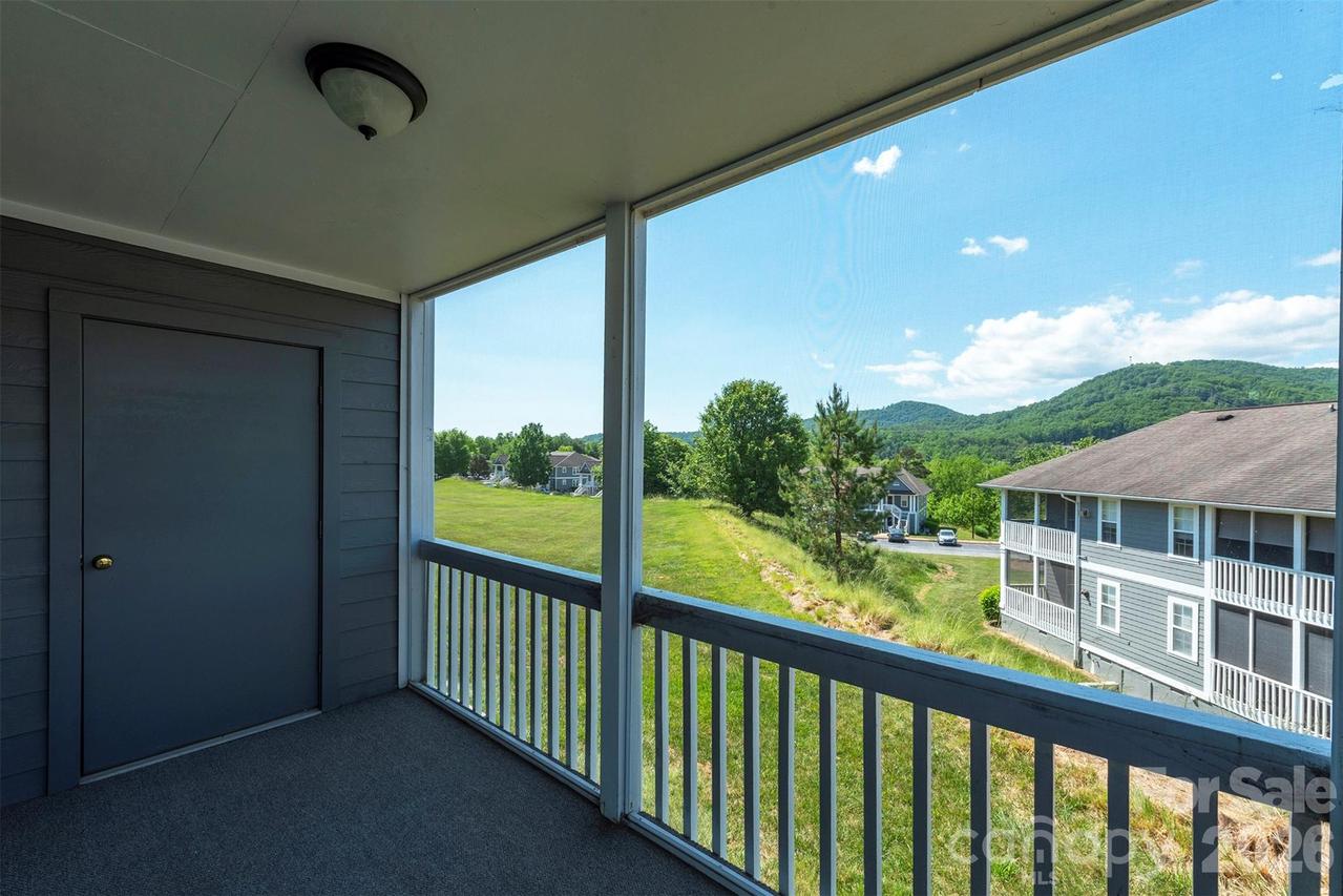4805 Breakers Ln., Asheville, NC 28806