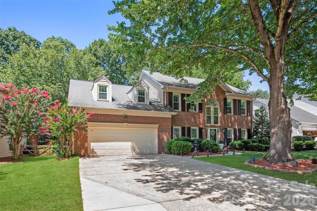 8906 Glade Ct., Huntersville, NC 28078