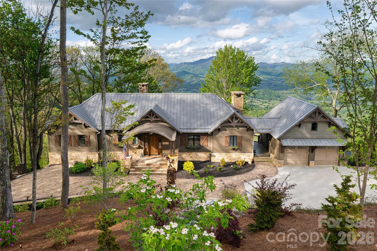 376 Wandering Tr., Waynesville, NC 28785