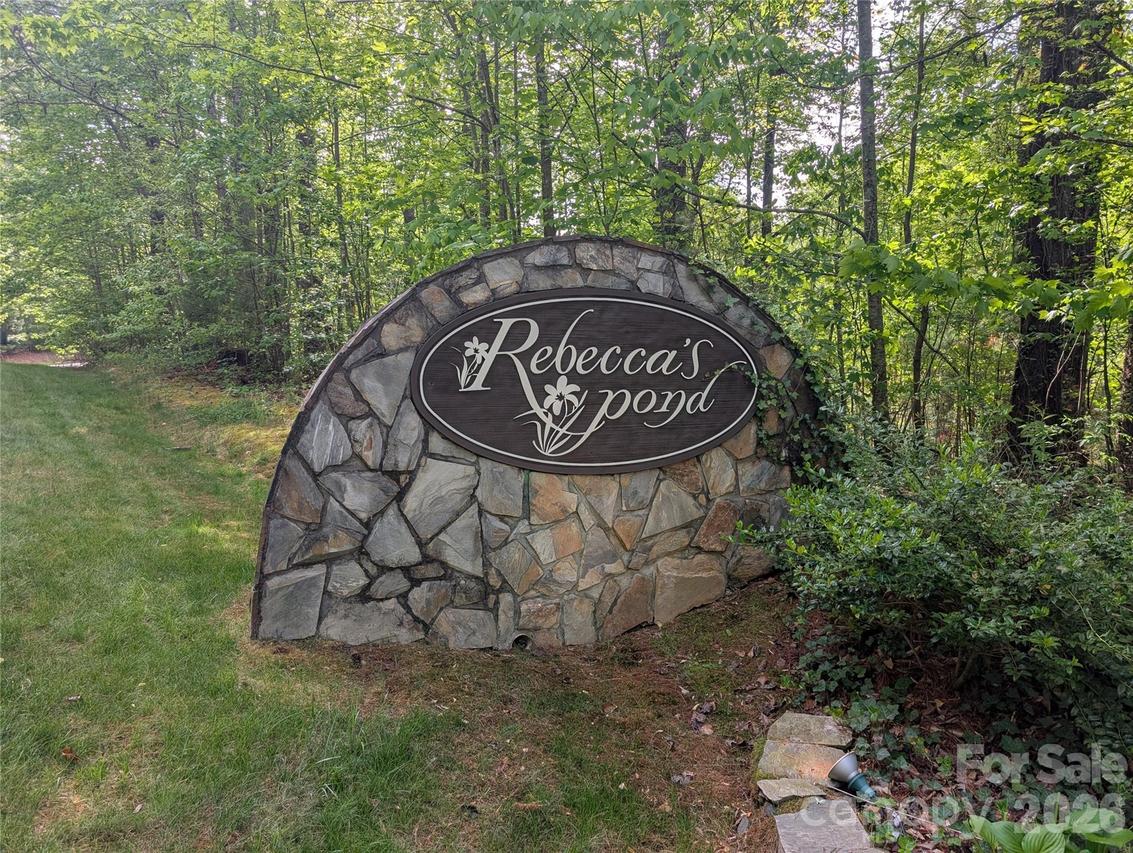 00 Hosta Ln., Hendersonville, NC 28739