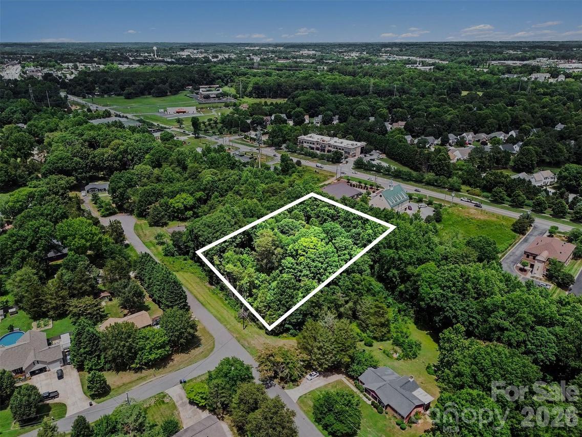 306 Elysian Dr., Mooresville, NC 28117