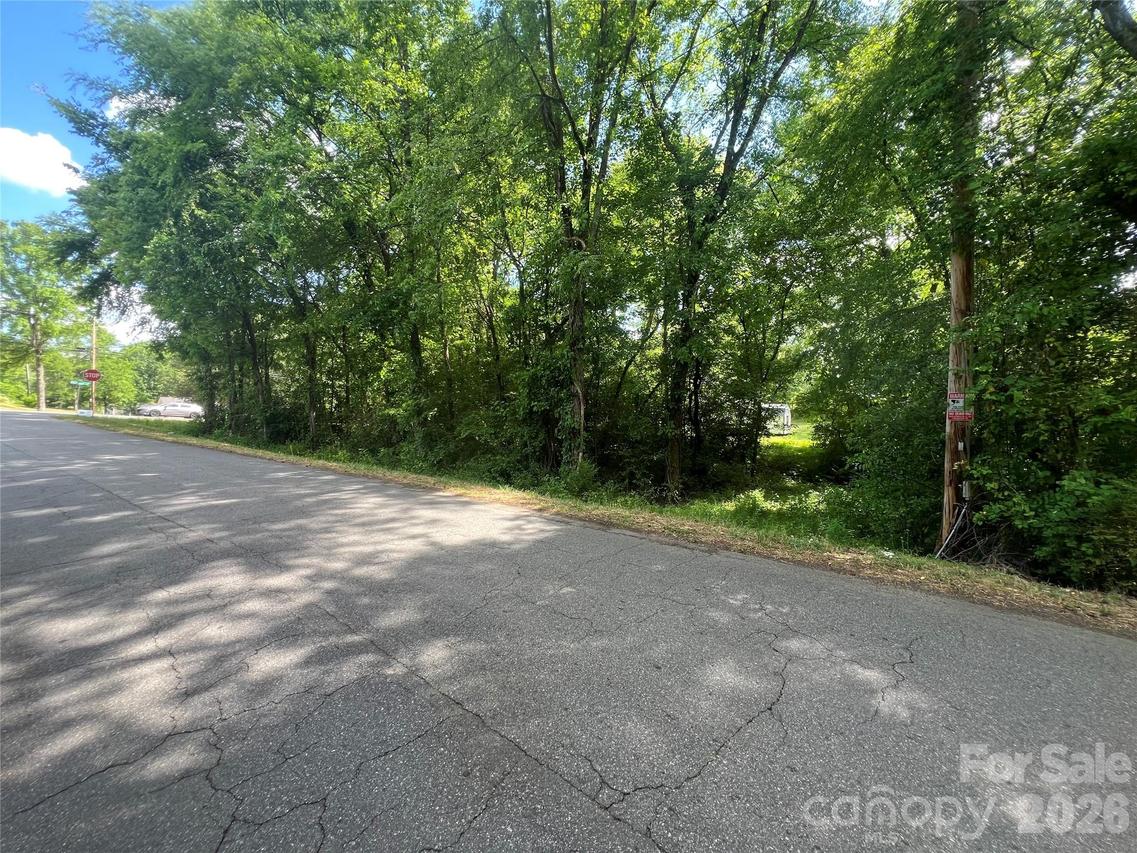 169 Glenwood Dr., Concord, NC 28025