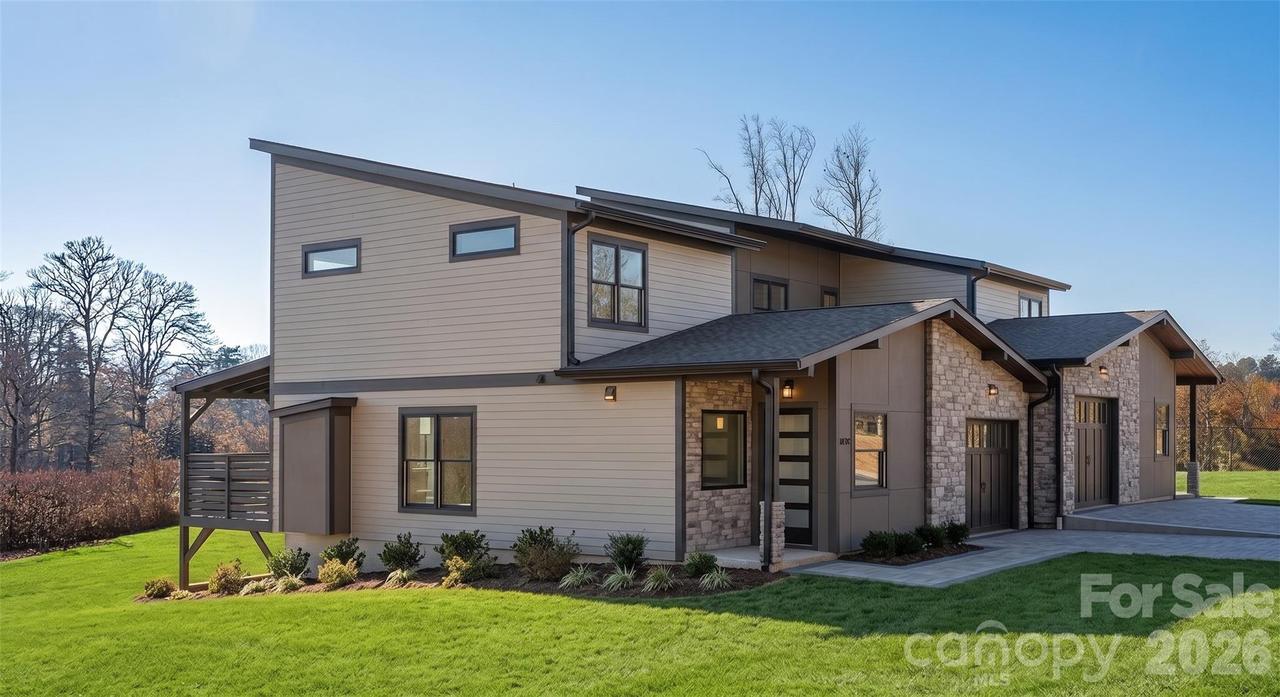 514 Sunset Villas Ln., Asheville, NC 28804