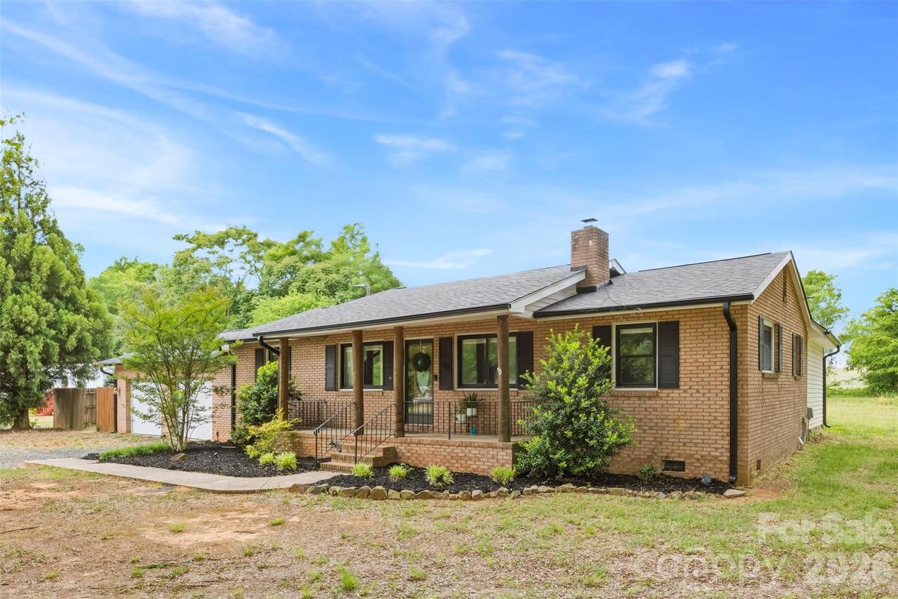 116 Old Barn Rd., Gold Hill, NC 28071