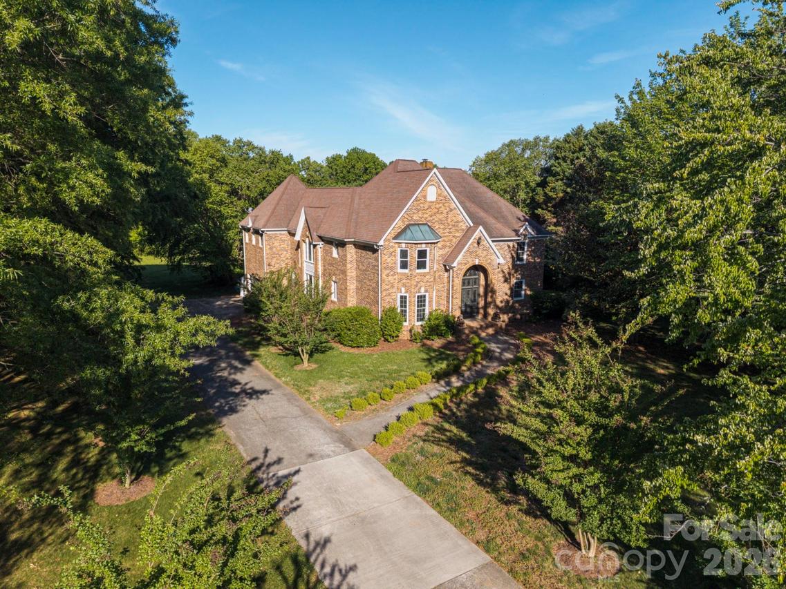 431 Walden Tr., Waxhaw, NC 28173