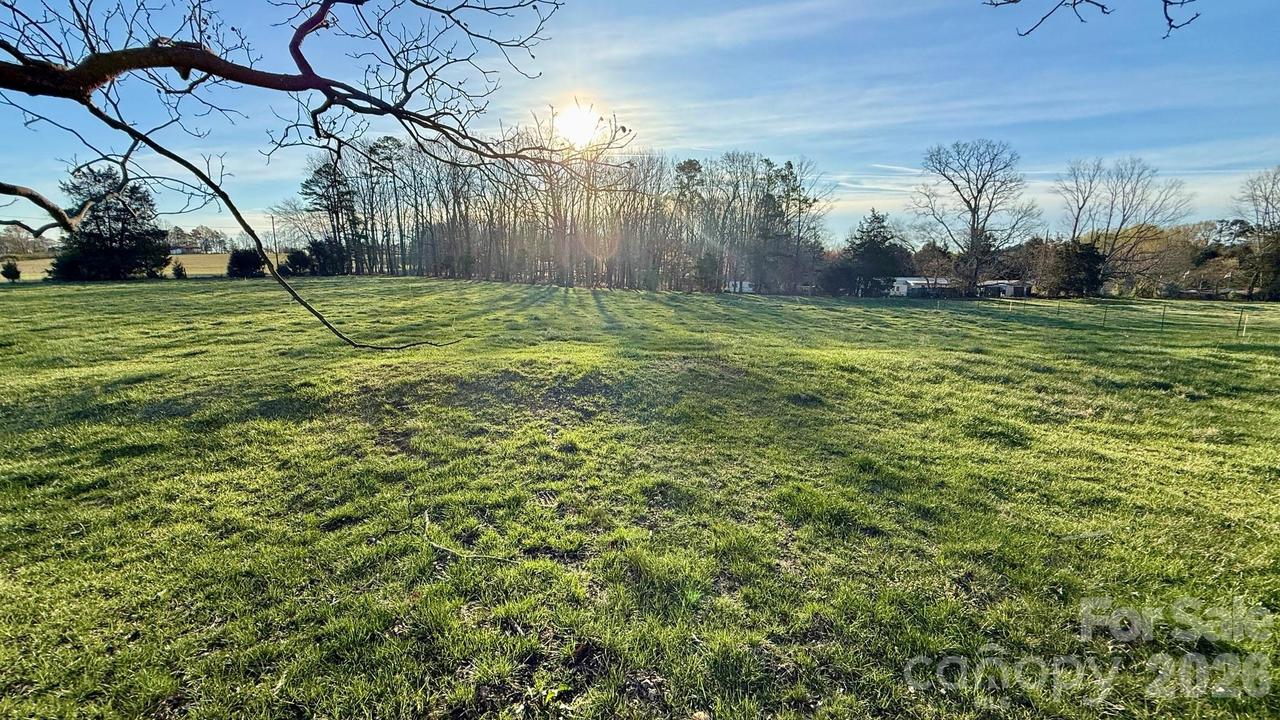 2298 Buffalo Shoals Rd., Catawba, NC 28609