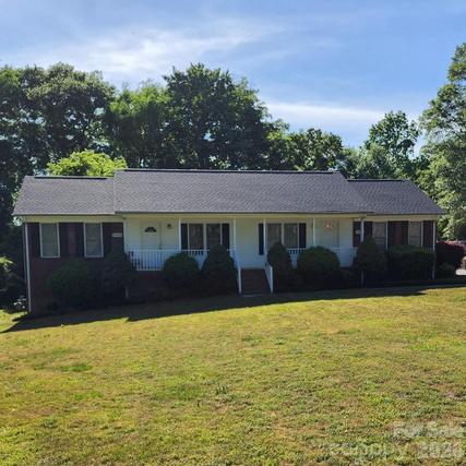 New Homes For Sale This Week That Attend Carr Elementary: April 24th to April 30th
