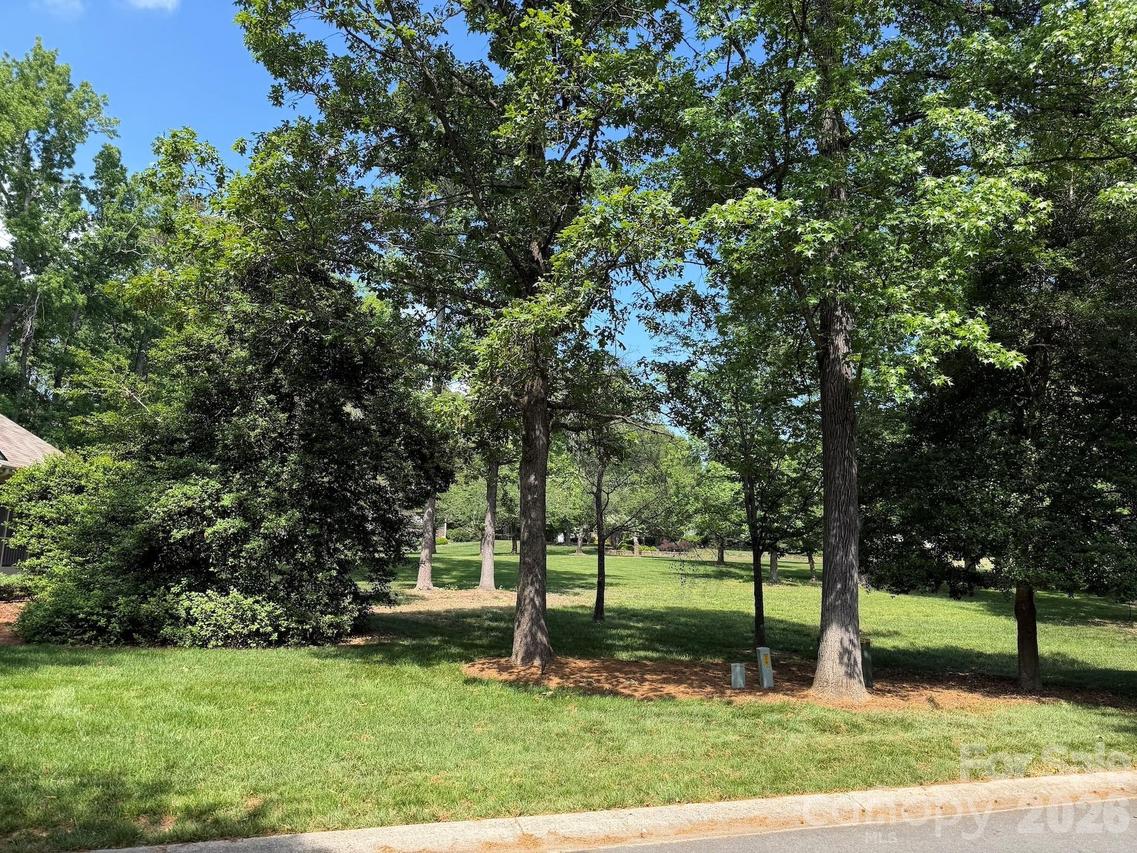 302 Millingport Ln., New London, NC 28127