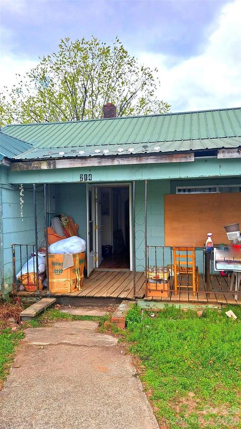 214 Sunset St., Lenoir, NC 28645