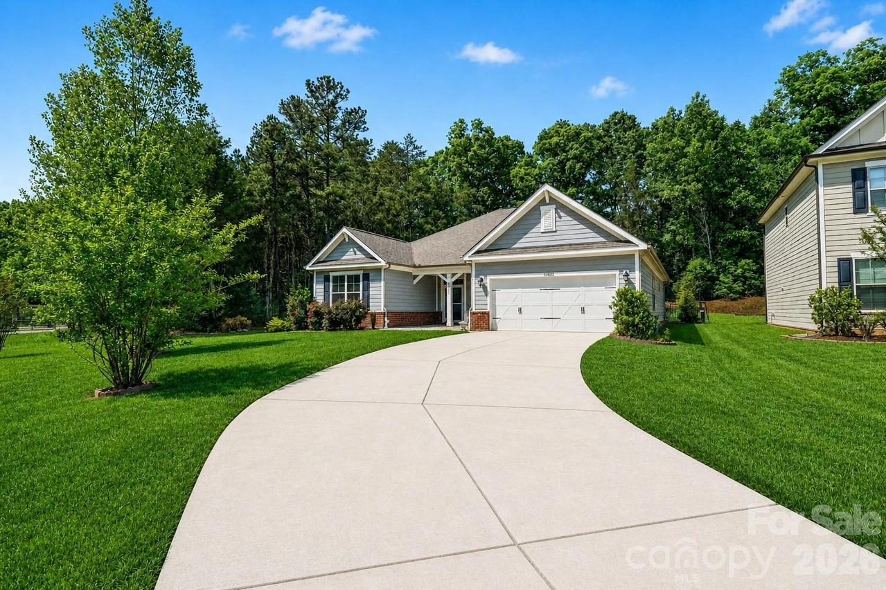 10883 Sparkle Creek Dr., Midland, NC 28107