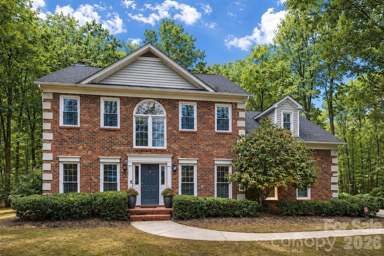 551 Dovefield Dr., Indian Trail, NC 28079