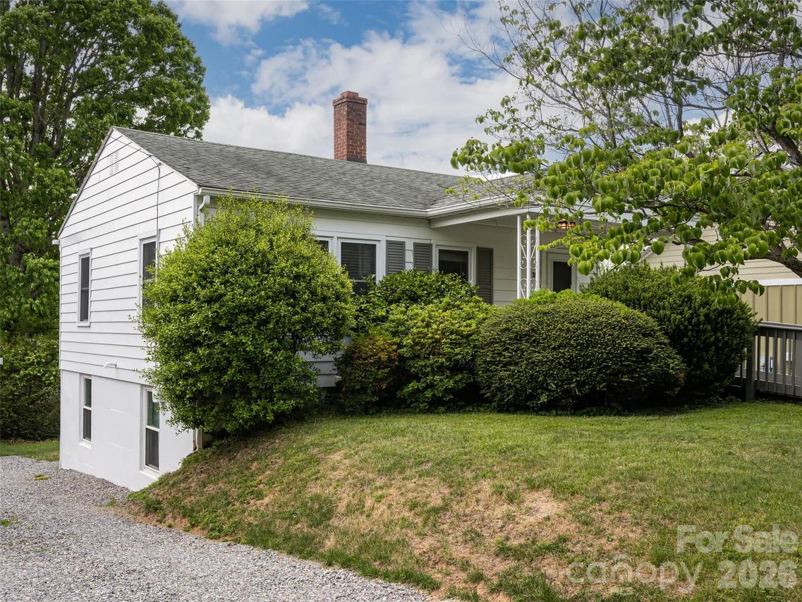 20 Baldwin St., Asheville, NC 28803