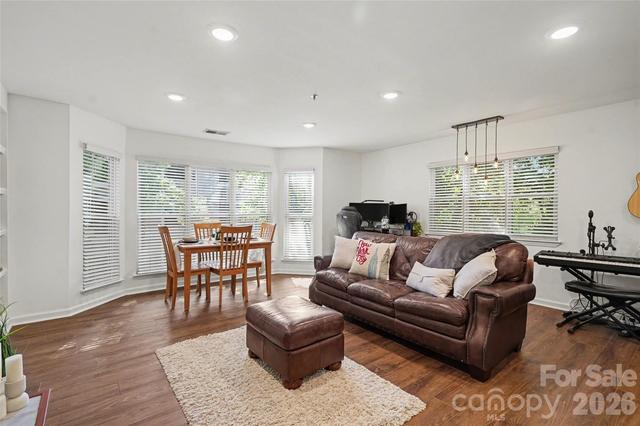 New Homes For Sale This Week That Attend First Ward Creative Arts Academy: April 24th to April 30th