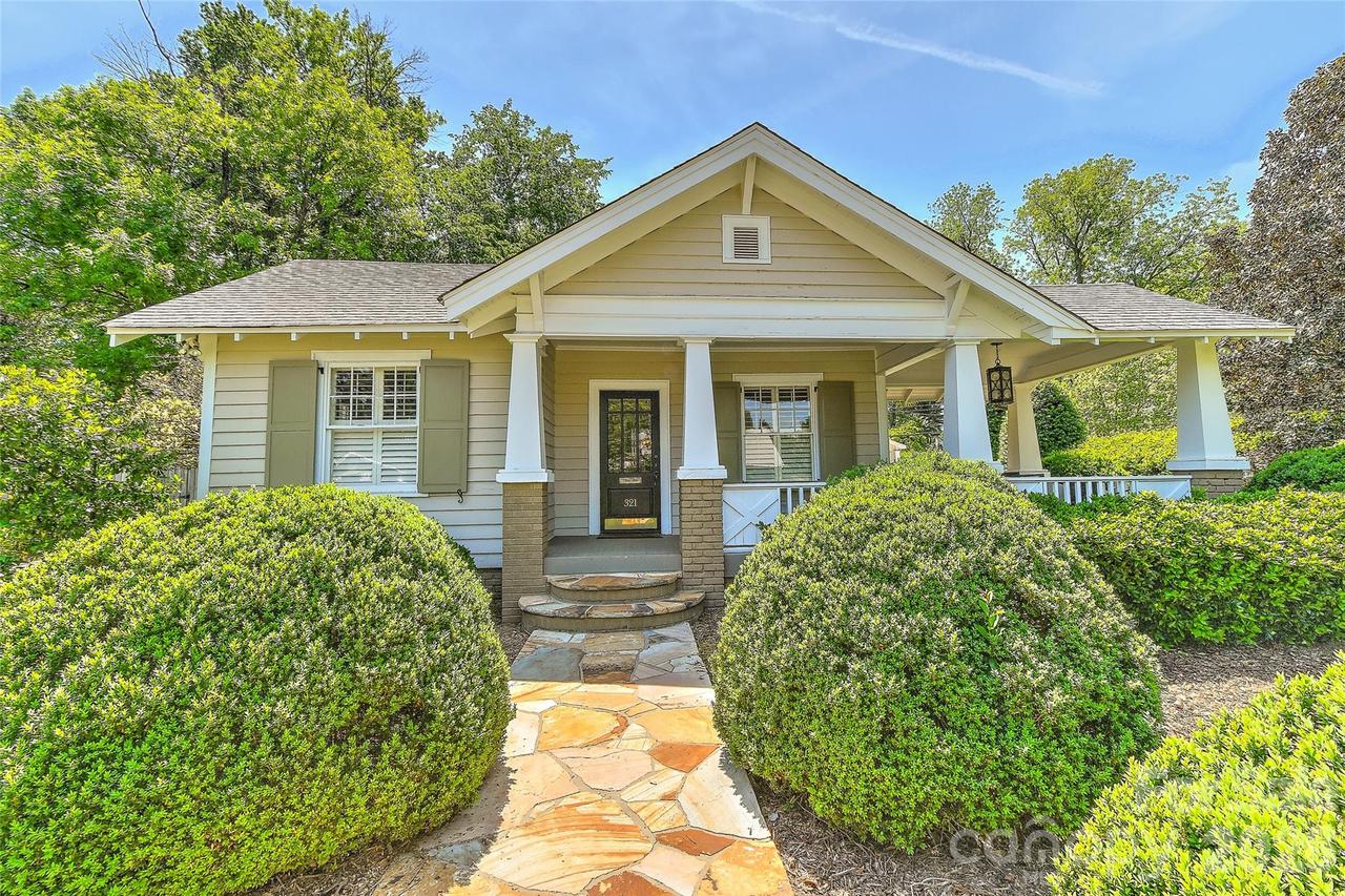 321 Circle Ave., Charlotte, NC 28207