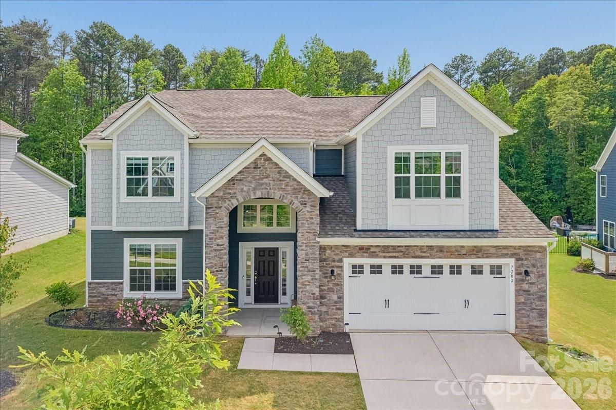 7202 Glenroe Dr., Huntersville, NC 28078
