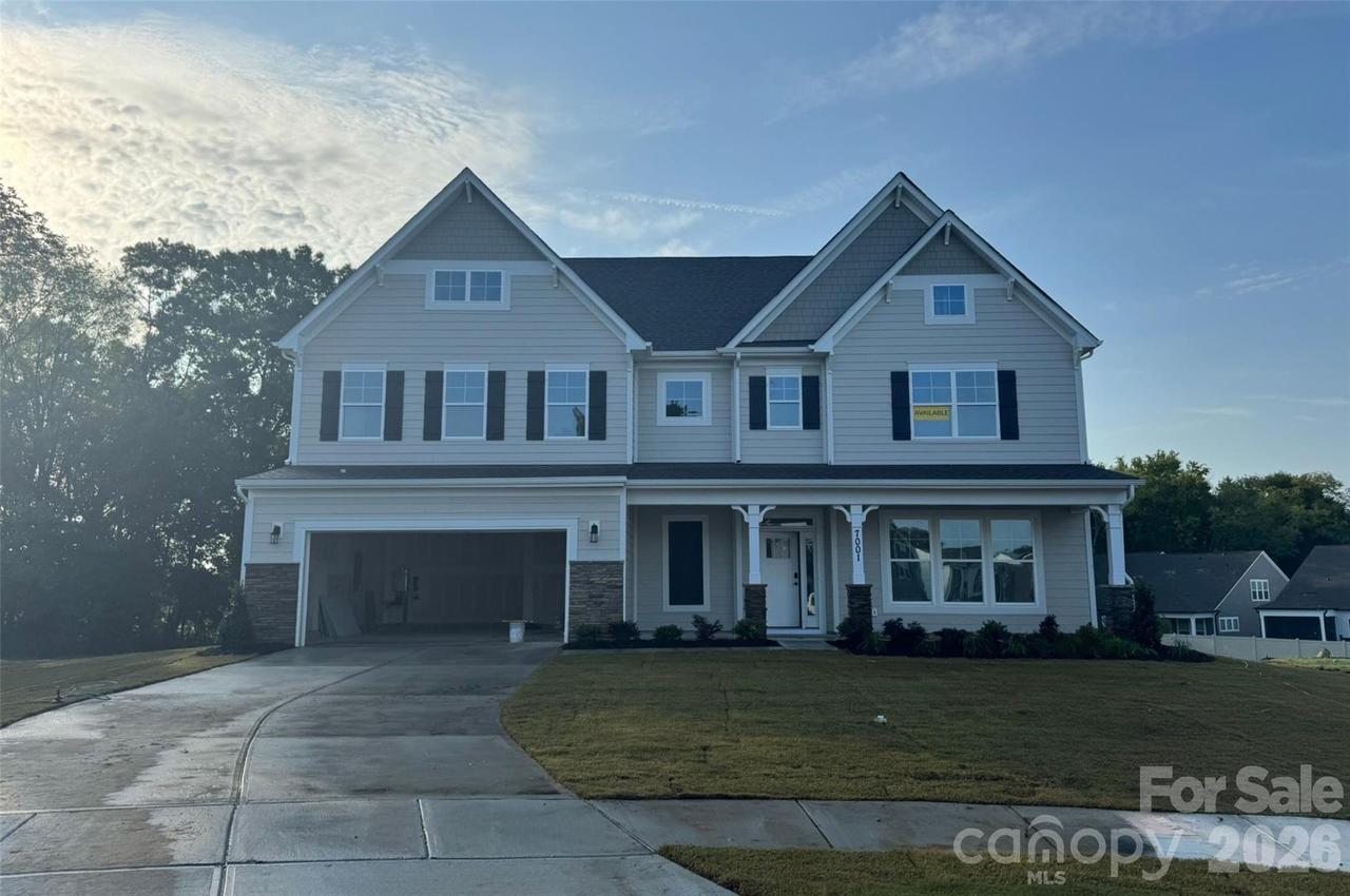 7001 Bil-mar Dr., Harrisburg, NC 28075