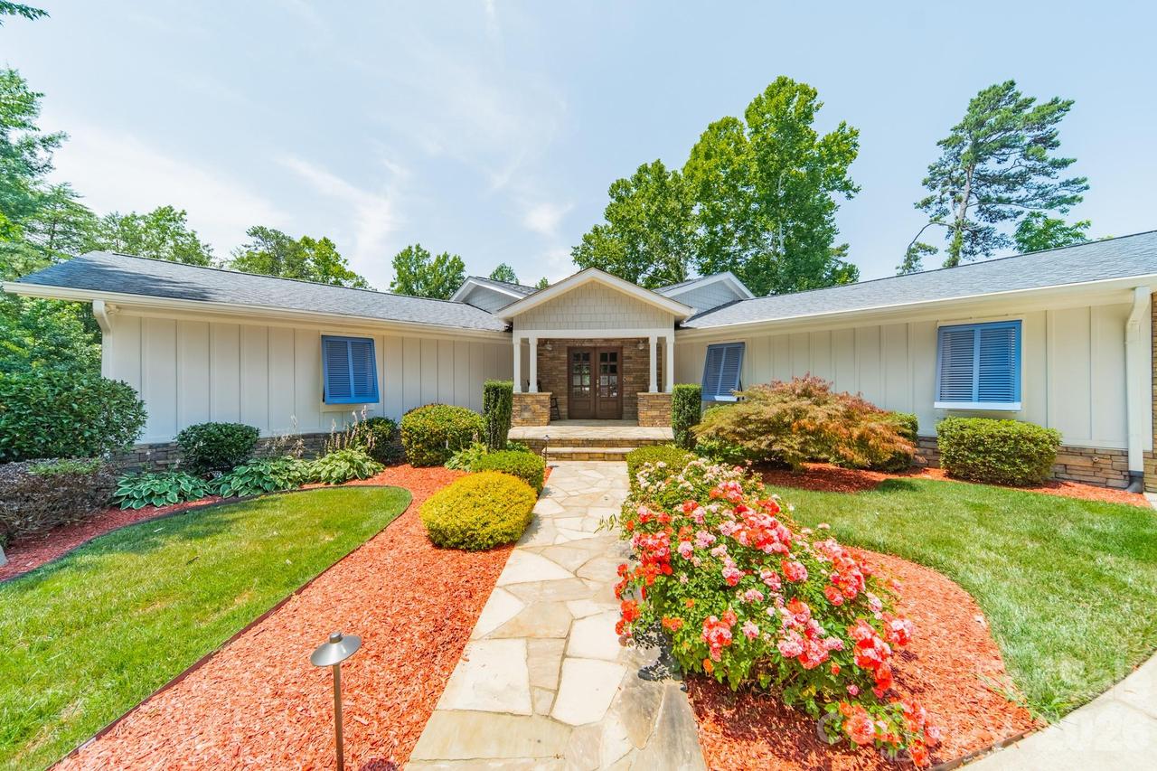 19533 Bustle Rd., Cornelius, NC 28031