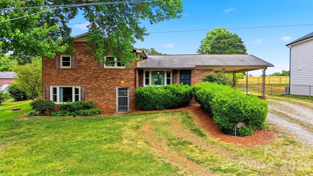 1329 33rd St., Conover, NC 28613