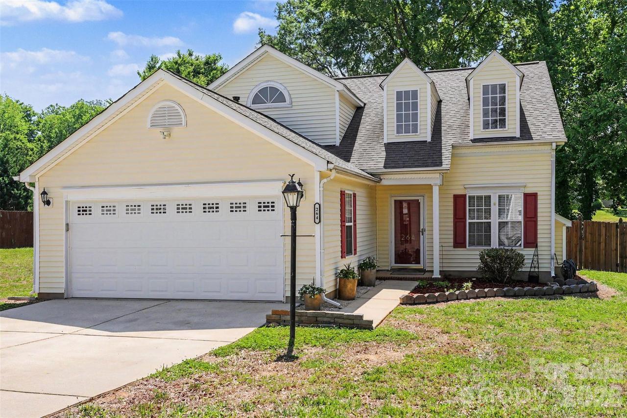 264 Brookstone Dr., Mount Holly, NC 28120