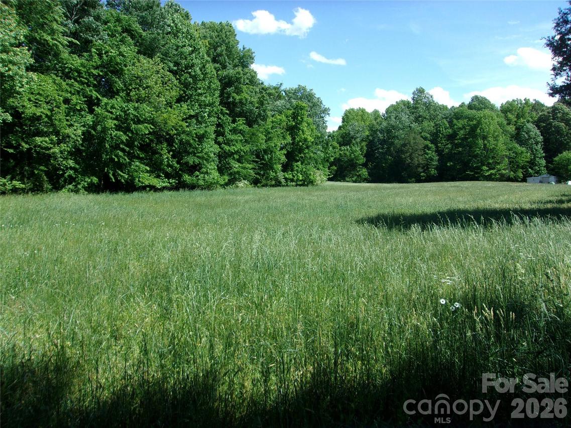 449 Longview Rd., Statesville, NC 28625
