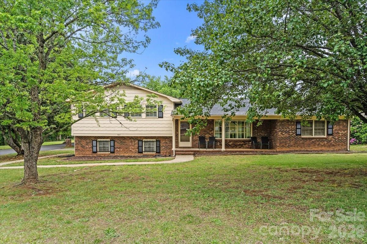 1527 Rhyne St., Shelby, NC 28152