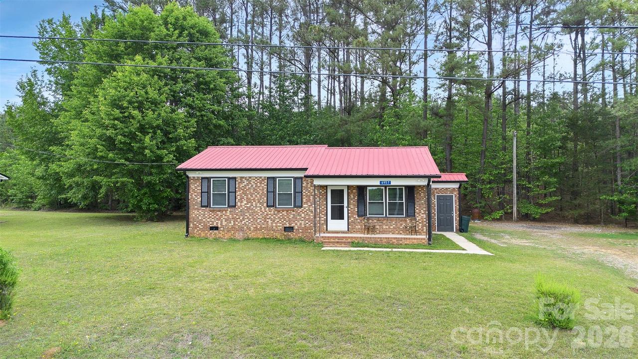 6957 Vintage Rd., Lilesville, NC 28091