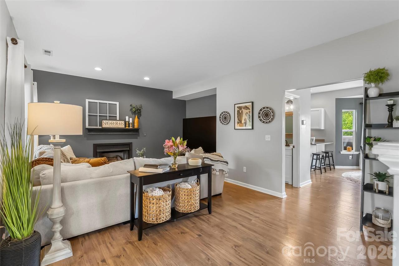 122 Fallen Spruce Dr., Asheville, NC 28806