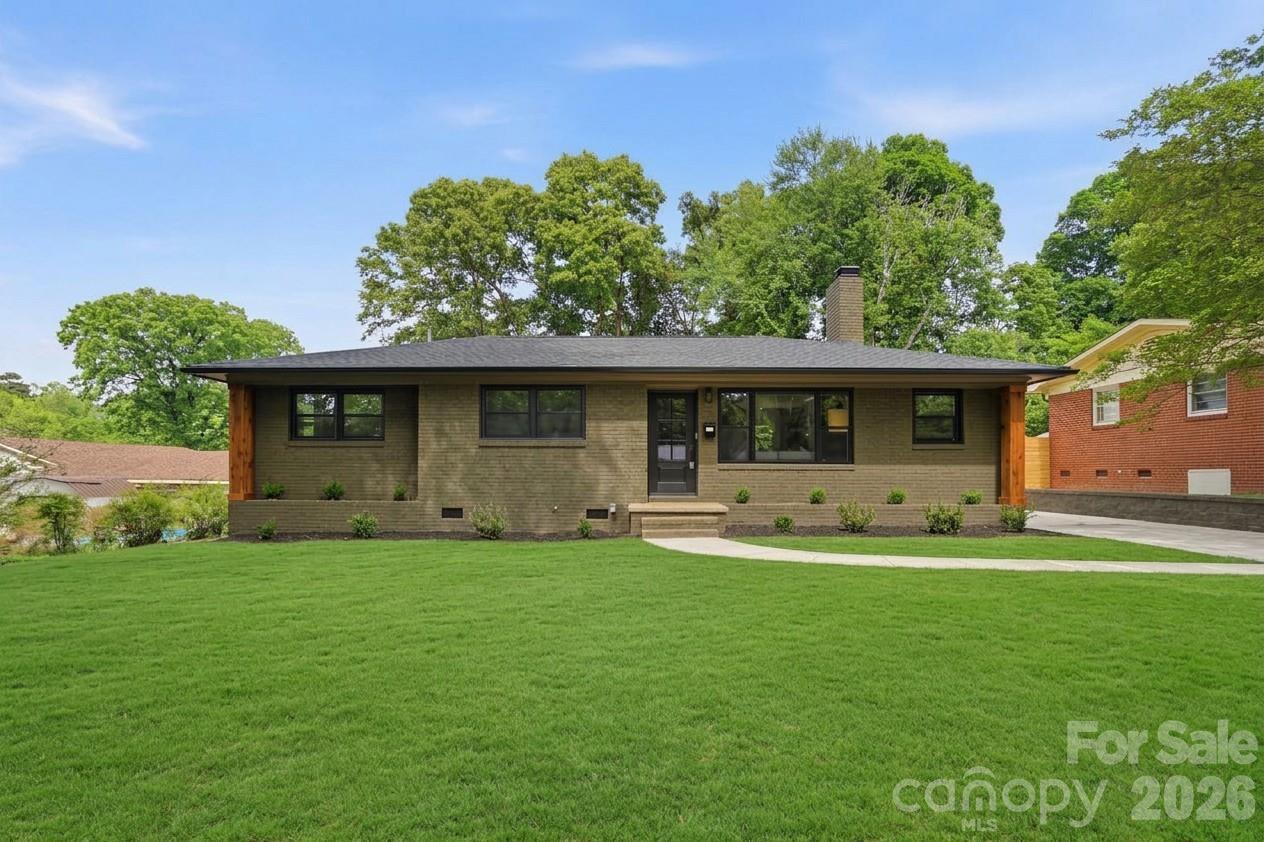 4017 Leeds Dr., Charlotte, NC 28205