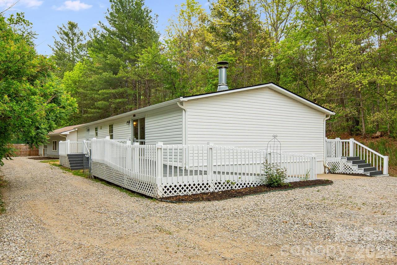 90 High Point Rd., Weaverville, NC 28787