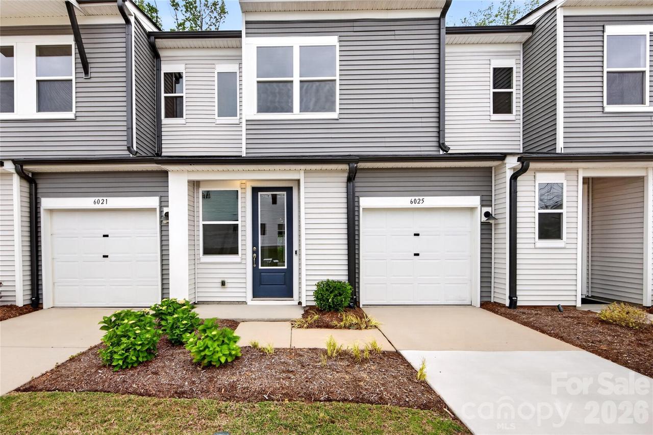 6025 Longar Ln., Charlotte, NC 28269