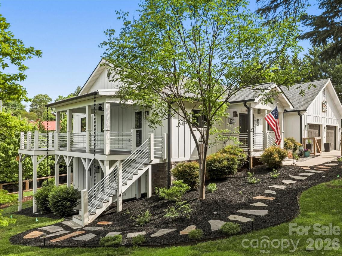 1797 N Main St., Hendersonville, NC 28792