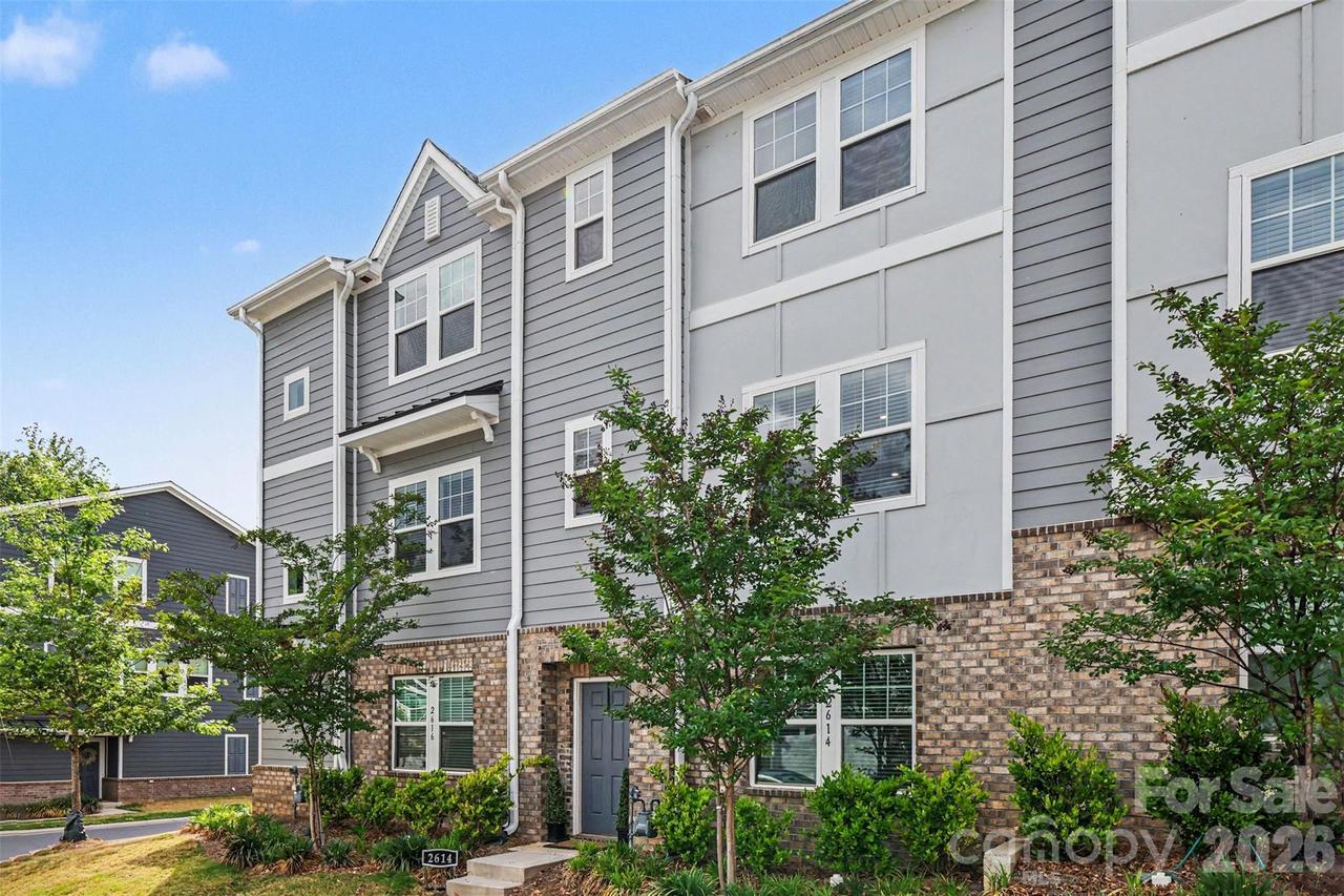 2614 Greenmarket Dr., Charlotte, NC 28217
