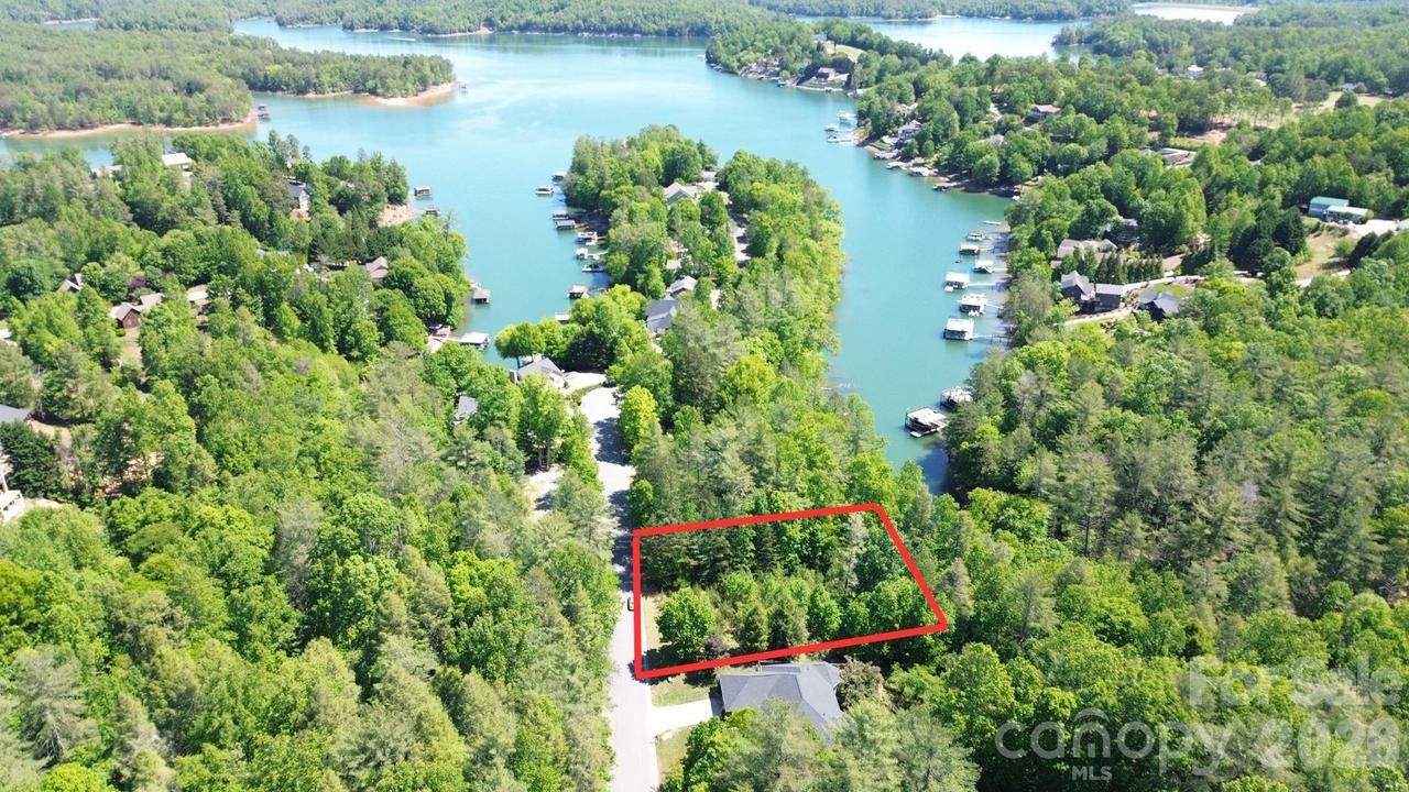 2 Lentz Landing Ln., Nebo, NC 28761