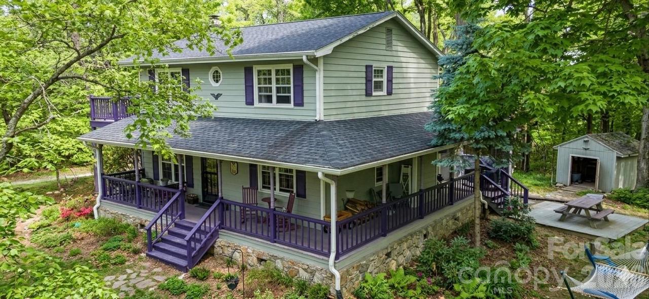 140 Elijah Hall Rd., Black Mountain, NC 28711